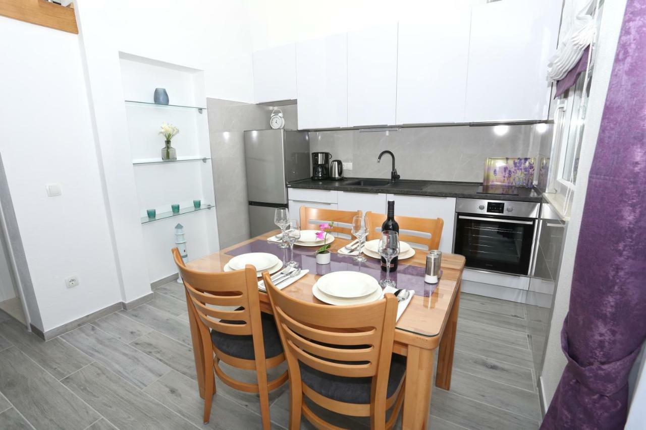 Apartman Kristian Трогир Екстериор снимка