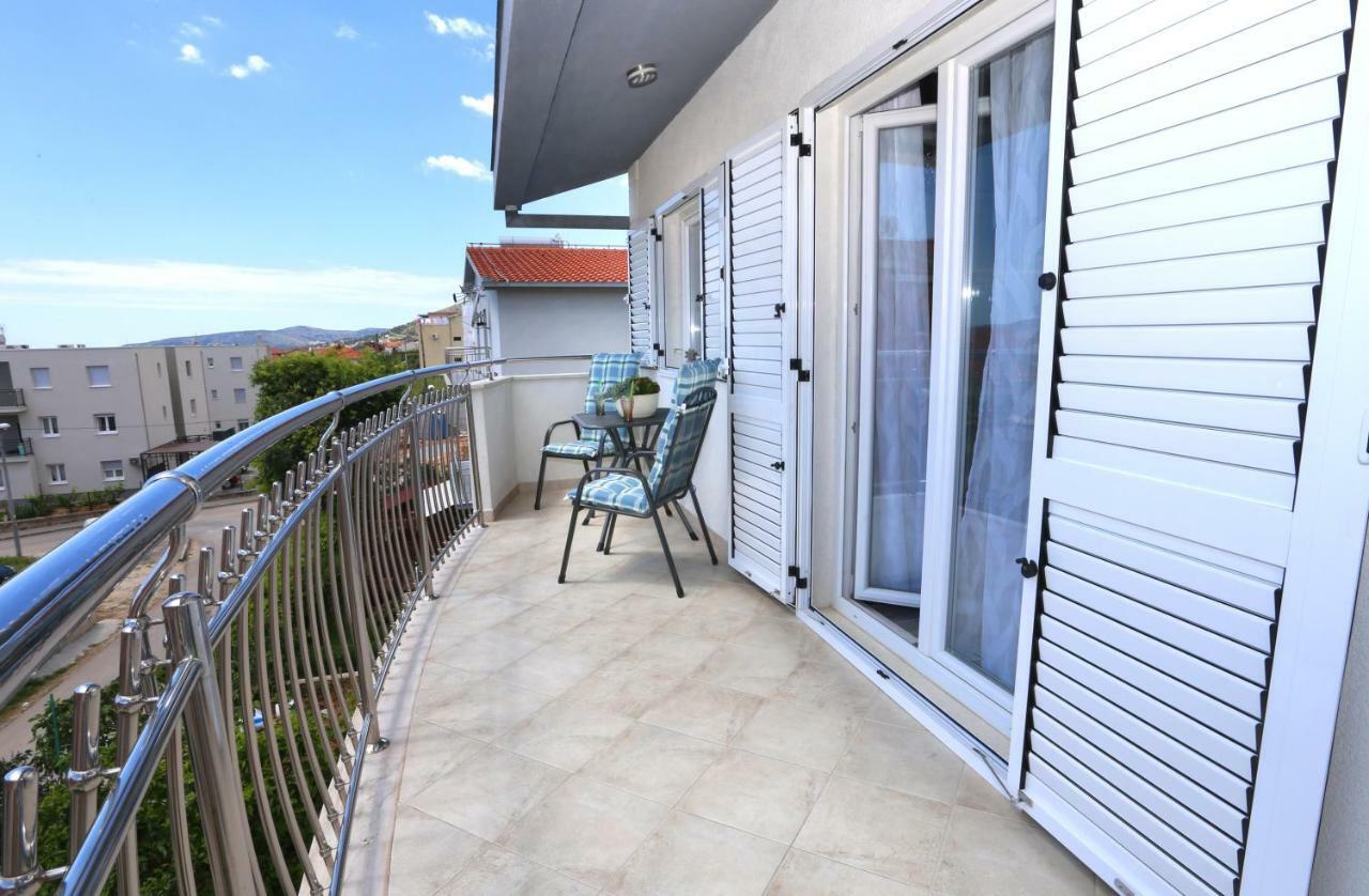 Apartman Kristian Трогир Екстериор снимка