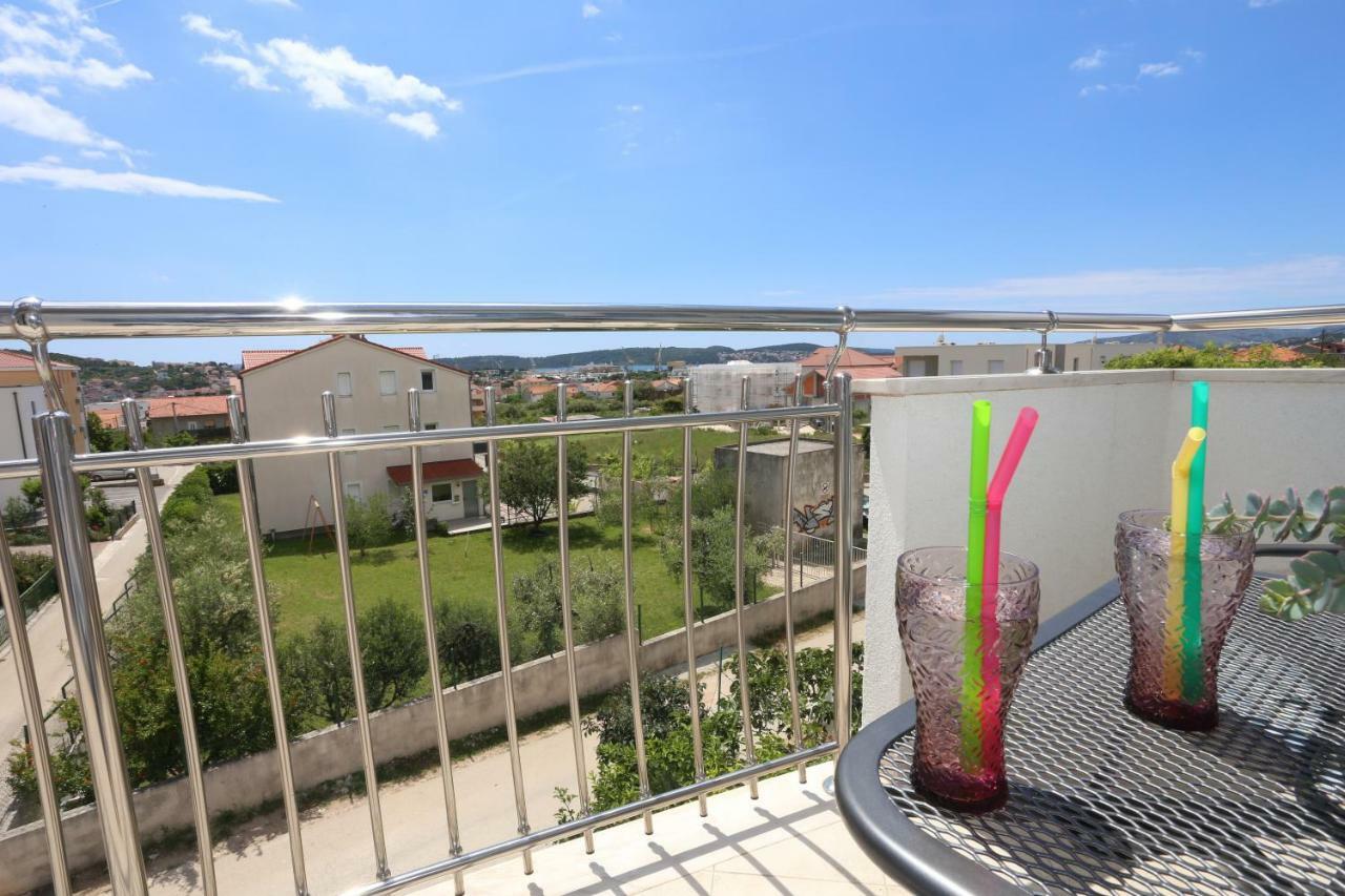 Apartman Kristian Трогир Екстериор снимка