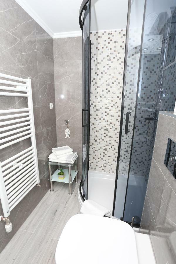Apartman Kristian Трогир Екстериор снимка
